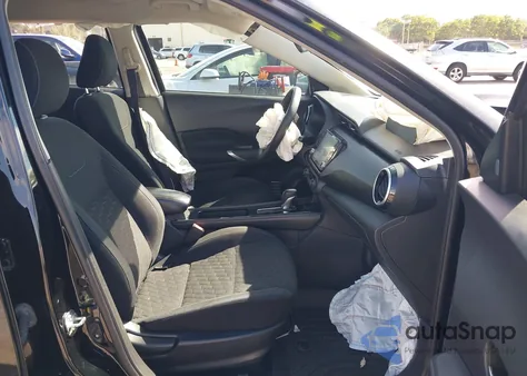 2021 Nissan Kicks Sv Xtronic Cvt z USA, uszkodzony, nr VIN 3N1CP5CV3ML513090